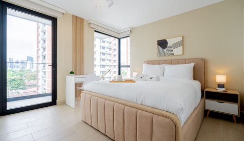 Apartment (11I)