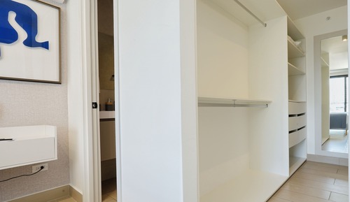Apartment (09H)
