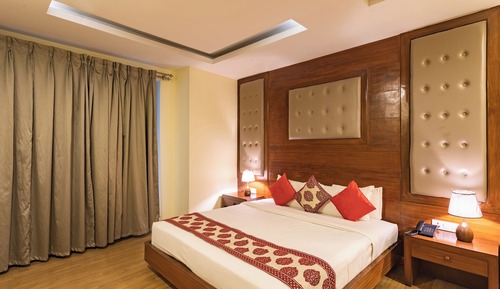 Deluxe Suite