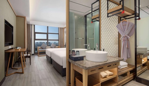 Deluxe Room, 2 Double Beds, Non Smoking