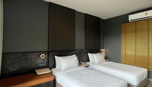 Premier Twin Room
