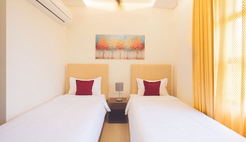 Deluxe Twin Room