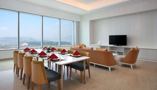 Grand Suite, Multiple Beds