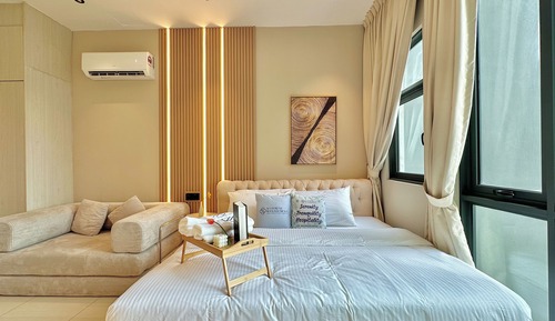 Design Studio, 1 King Bed, Non Smoking, City View