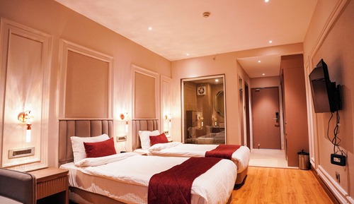 Premium Room, City View