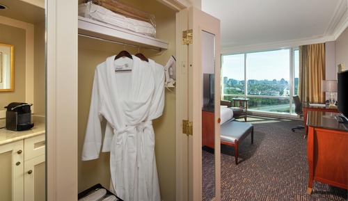 Executive Room, Business Lounge Access, Lake View