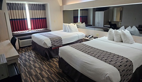 Room, 2 Queen Beds, Accessible, Non Smoking