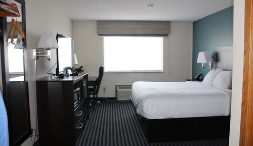 Room,1 King Bed, Accessible, Non Smoking