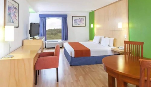 Junior Suite, 1 King Bed, Non Smoking
