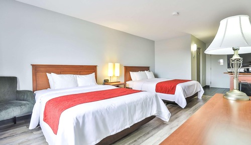 Room, 2 Queen Beds, Non Smoking