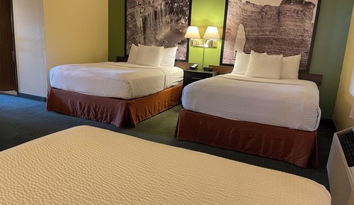 Studio Suite, 3 Queen Beds, Non Smoking