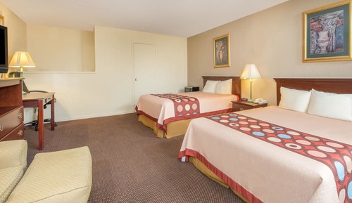 Room, 2 Double Beds, Accessible, Non Smoking (Mobility Accessible)