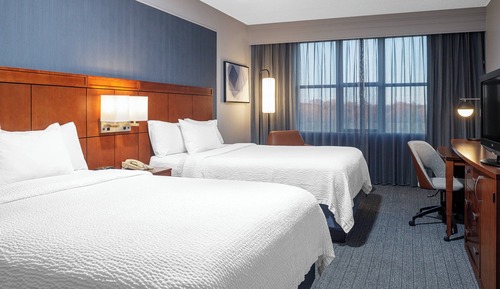 Premium Suite, 1 Bedroom, Non Smoking (Mobility/Hearing Accessible, Tub)
