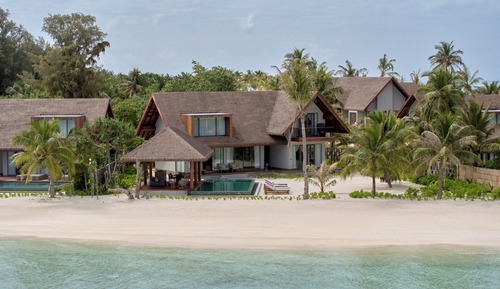 Two Bedroom Beach Retreat with Pool