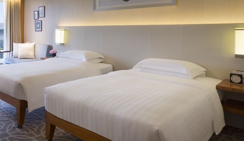 Room, 2 Twin Beds (Club Access)