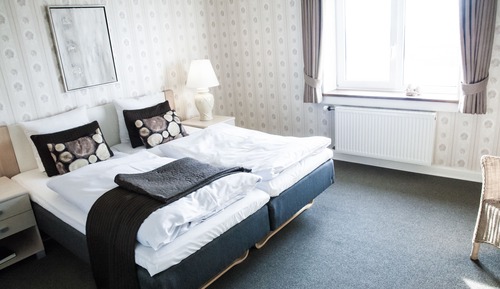 Comfort Room, Bay View