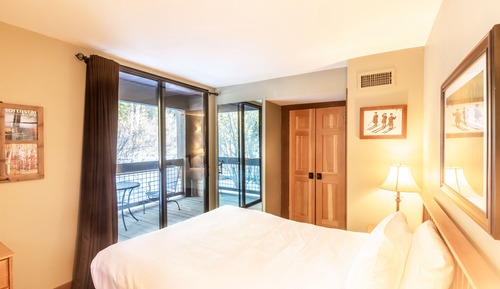 Condo, 2 Bedrooms, 2 Bathrooms (Mountain)