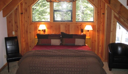 House, 3 Bedrooms (Private Homes, 824 Beaver Pond)