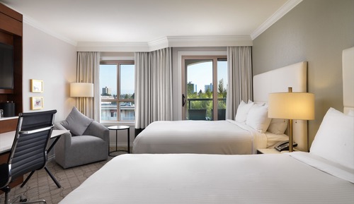 Signature Room, 2 Queen Beds, City View