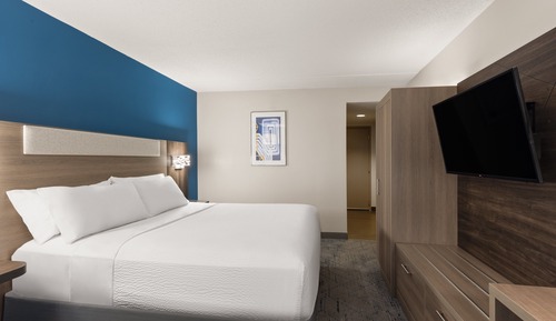 Standard Room, 1 King Bed