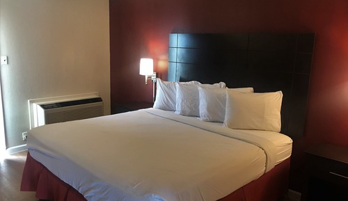Superior Suite, 1 King Bed, Accessible, Non Smoking