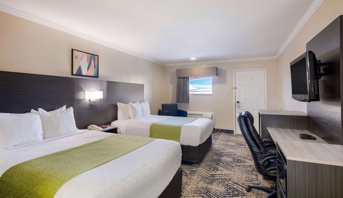 Standard Room, 2 Queen Beds, Non Smoking, Refrigerator & Microwave
