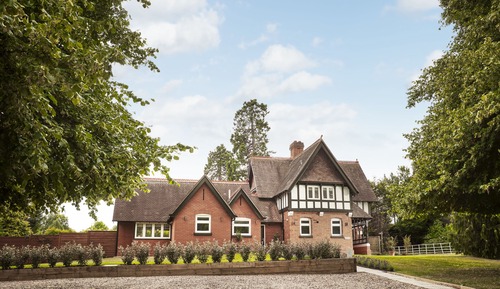 Lodge Suite (Annex Building)