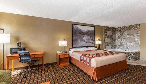 Deluxe Studio Suite, 1 King Bed, Non Smoking