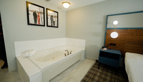 Studio Suite, 1 King Bed, Non Smoking
