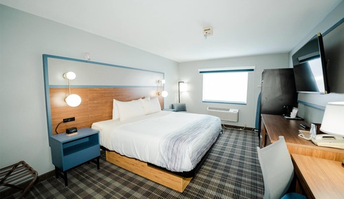 Standard Room, 1 King Bed, Accessible