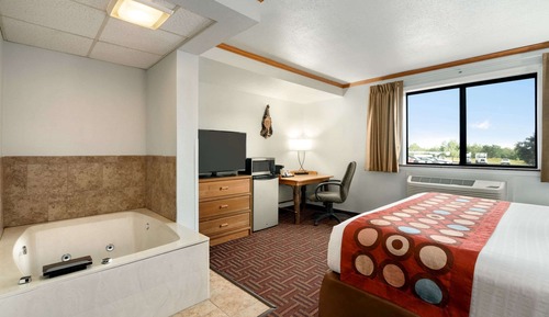 Suite, 1 King Bed, Non Smoking