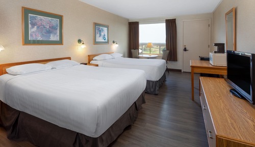 Room, 2 Queen Beds, Non Smoking (Drive-Up, Pet Friendly)