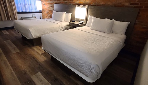 Deluxe Room, 2 Queen Beds, Non Smoking
