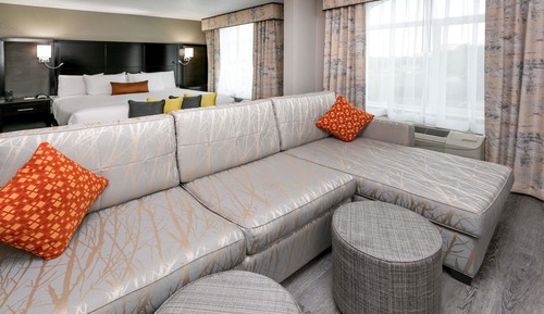 Studio Suite, 1 King Bed, Non Smoking, Jetted Tub