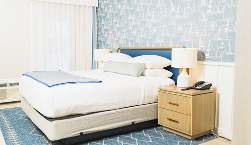 Deluxe Single Room