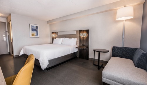 Standard Room, 1 King Bed