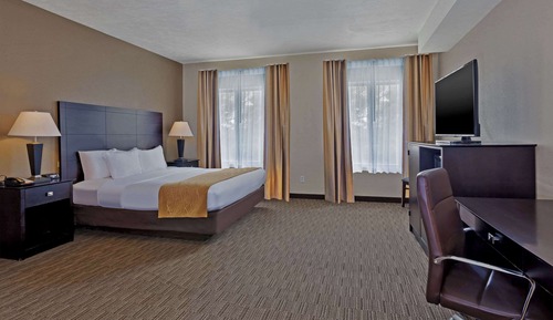 Room, Multiple Beds, Non Smoking, Refrigerator & Microwave
