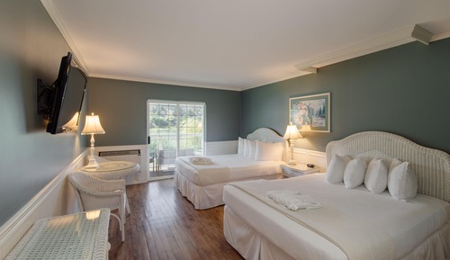 Standard Room, 2 Queen Beds, River View