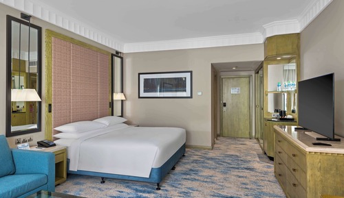 Deluxe Room, 1 King Bed, Sea View