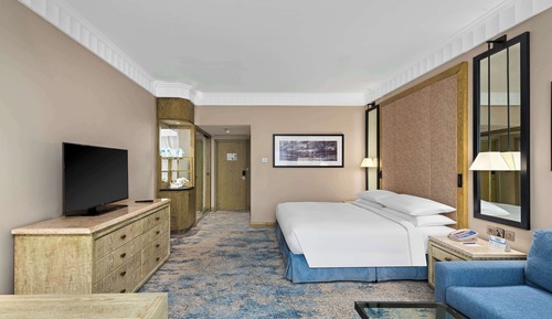 Deluxe Room, 1 King Bed (Family)