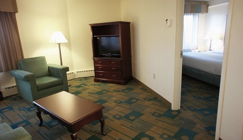 Deluxe Suite, 1 Queen Bed, Non Smoking