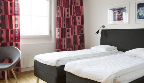 Standard Room (Twin)