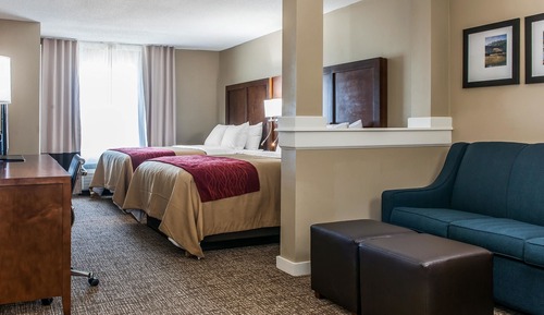 Suite, Multiple Beds, Non Smoking (2 Queen, 2 Person Sofa Bed)