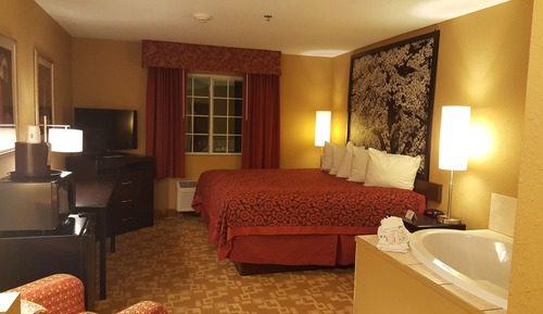Suite, 1 King Bed, Jetted Tub