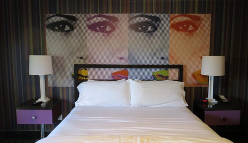 Studio Suite, 1 King Bed, Kitchen