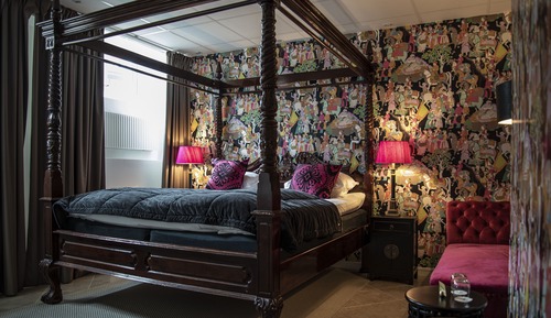 Premium Room, 1 King Bed, Non Smoking, Jetted Tub