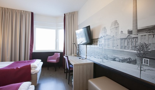 Standard Family Room