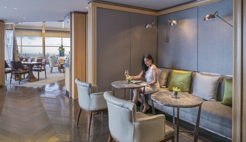 Club Room, 1 King Bed
