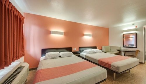 Standard Room, 2 Queen Beds, Non Smoking