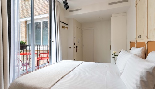 Double Room (Terrace) Complimentary soft minibar, courtesy tray, Chromecast, digital press